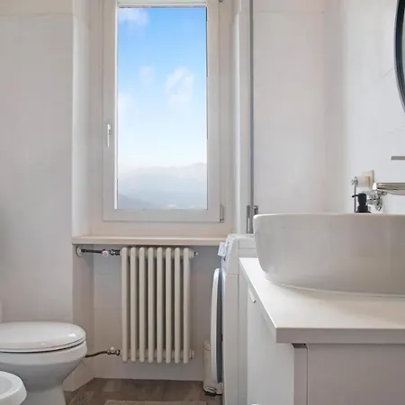 Stefano Appartamento Luino